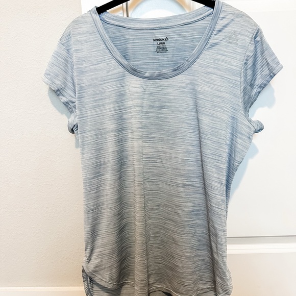 Reebok Women’s Workout Tee, Sweat Resistant, Light Blue, Size Large - Picture 1 of 6